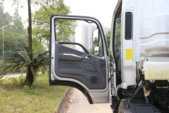 福田 奥铃CTS 150马力 4.18米单排栏板轻卡底盘(AMT自动挡)(BJ1048V9JDA-FA)