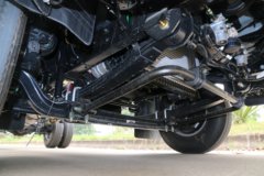 福田 奥铃CTS 150马力 4.18米单排栏板轻卡底盘(AMT自动挡)(BJ1048V9JDA-FA)