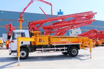 青岛解放底盘&nbsp;泵车外观                                                图片