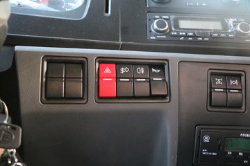 �ൺ��� ��V�ؿ� 375���� 8X4 7.6����ж��(CA3310P2K2L4T4E5A80)ͼƬ