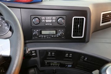 �ൺ��� ��V�ؿ� 375���� 8X4 7.6����ж��(CA3310P2K2L4T4E5A80)ͼƬ