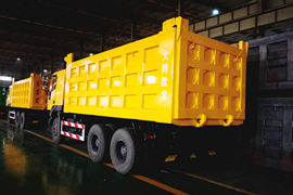 金刚矿霸&nbsp;非公路矿用自卸车外观                                                图片