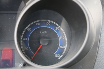 ����;�� T3(ԭС����W) 110���� ���� 3.7�׵�������΢��ͼƬ