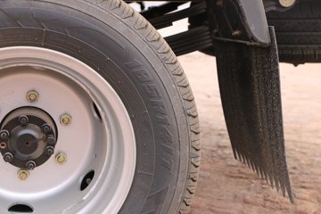 ����;�� T3(ԭС����W) 110���� ���� 3.7�׵�������΢��ͼƬ