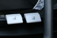 青岛解放 悍V重卡 270马力 8X4 6米自卸车(CA3310P1K2L2T4E5A80)