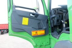 青岛解放 悍V重卡 270马力 8X4 6米自卸车(CA3310P1K2L2T4E5A80)