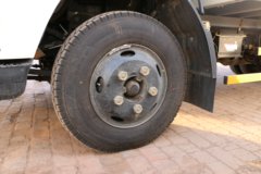 江铃 凯运升级版 116马力 4.08米单排厢式轻卡(JX5042XXYXGE2) 江铃 凯运升级版 116马力 4.08米单排厢式轻卡(JX5042XXYXGE2)