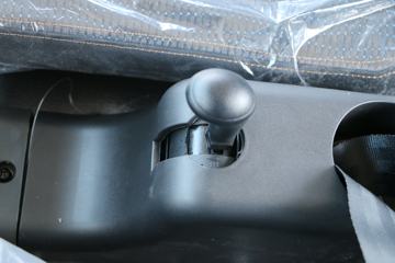 �ൺ��� ��V�п� 180���� 4X2 7.8����ʽ�ػ���ͼƬ