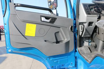 �ൺ��� ��V�п� 180���� 4X2 7.8����ʽ�ػ���ͼƬ
