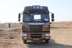 青岛解放 龙VH中卡 220马力 4X2 6.75米仓栅式载货车(CA5189CCYPK2L2E5A80)