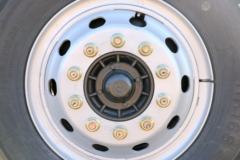 青岛解放 龙VH中卡 220马力 4X2 6.75米仓栅式载货车(CA5189CCYPK2L2E5A80)