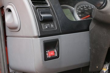 ���� ������K8 160���� 4X2 6.2���Ű������ػ���ͼƬ