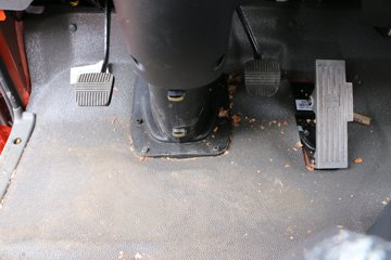 ���� ������K8 160���� 4X2 6.2���Ű������ػ���ͼƬ