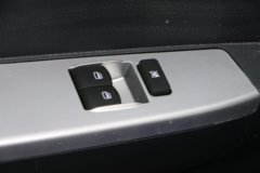 东风途逸 T5 1.5L 110马力 3.4米单排栏板小卡(EQ1031S15QD)