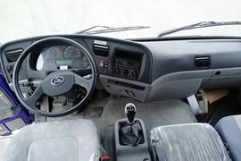 豪曼H5&nbsp;载货车驾驶室                                               图片