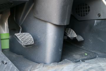 �ൺ��� ��V�ؿ� 350���� 6X4 6.2����ж��ͼƬ