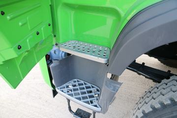 �ൺ��� ��V�ؿ� 350���� 6X4 6.2����ж��ͼƬ