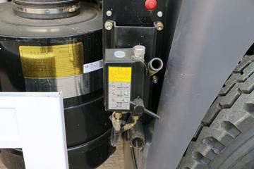 �ൺ��� ��V�ؿ� 350���� 6X4 6.2����ж��ͼƬ