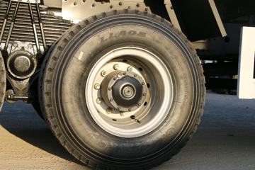 �ൺ��� ��V�ؿ� 350���� 6X4 6.2����ж��ͼƬ