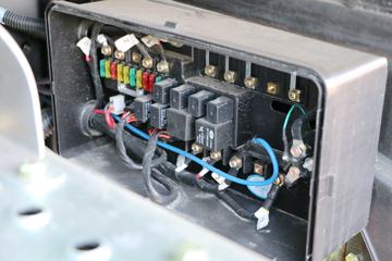 �ൺ��� ��V�ؿ� 350���� 6X4 6.2����ж��ͼƬ