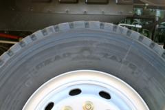 青岛解放 龙VH 220马力 6X2 6.7米厢式载货车(CA5254XXYPK2L5T3E5A80)