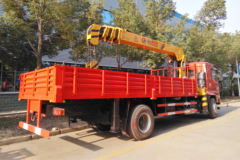 大运 风景 180马力 4X2 随车吊(程力威牌)(DYZ5183JSQD5AB)