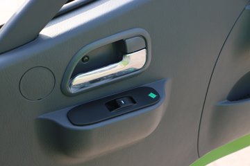 ���� ����E3 140���� 4X2 4��LNG��ж��ͼƬ