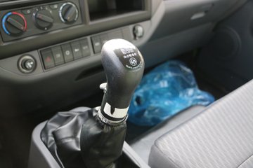 ���� ����E3 140���� 4X2 4��LNG��ж��ͼƬ