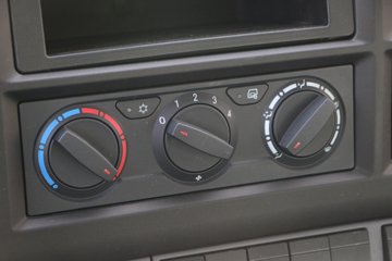 ���� ����E3 140���� 4X2 4��LNG��ж��ͼƬ