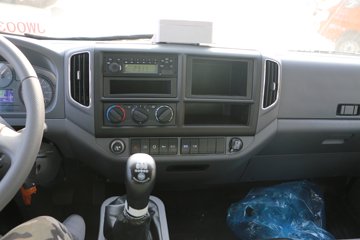 ���� ����E3 140���� 4X2 4��LNG��ж��ͼƬ