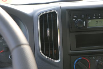 ���� ����E3 140���� 4X2 4��LNG��ж��ͼƬ