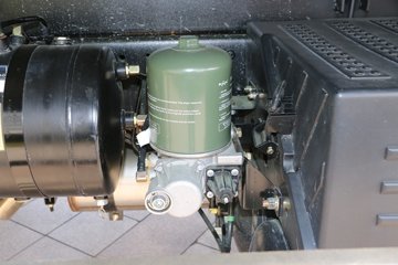 ���� ����E3 140���� 4X2 4��LNG��ж��ͼƬ