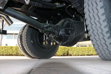 ���� ����E3 140���� 4X2 4��LNG��ж��ͼƬ