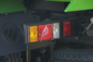 ���� ����E3 140���� 4X2 4��LNG��ж��ͼƬ