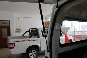 �������ͳ� ���M70 2017�� ������ 116���� 1.5Lƽ�����������ͼƬ