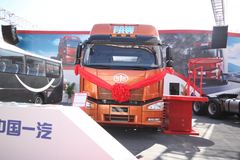 解放 J6P重卡 420马力 4X2牵引车(高端)
