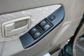 陆铃&nbsp;皮卡驾驶室                                               图片