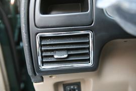 陆铃 皮卡驾驶室                                               图片