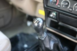 陆铃 皮卡驾驶室                                               图片