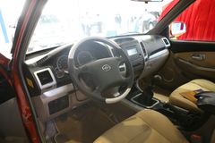 2009款黄海 大柴神 豪华型 2.4L汽油 四驱 双排皮卡