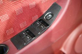 威虎TUV 皮卡驾驶室                                               图片