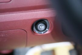 威虎TUV 皮卡驾驶室                                               图片