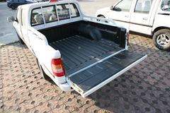 福田 萨普V 豪华版 92马力 2.8L柴油 双排皮卡