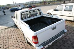 福田 萨普V 豪华版 92马力 2.8L柴油 双排皮卡