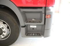 奔驰 Actros重卡 410马力 6X2R牵引车(型号2641)