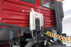 陕汽 德龙F3000重卡 375马力 6X4 牵引车(轻量化)(SX4255NT324)