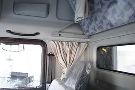 德龙F3000 牵引车驾驶室                                               图片