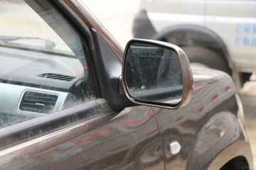 �������� ����F30 2016�� ���ʰ� 1.5L���� 112���� �����˫��Ƥ��ͼƬ