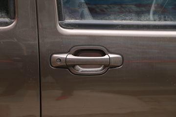 �������� ����F30 2016�� ���ʰ� 1.5L���� 112���� �����˫��Ƥ��ͼƬ