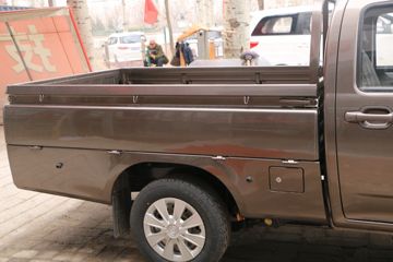 �������� ����F30 2016�� ���ʰ� 1.5L���� 112���� �����˫��Ƥ��ͼƬ